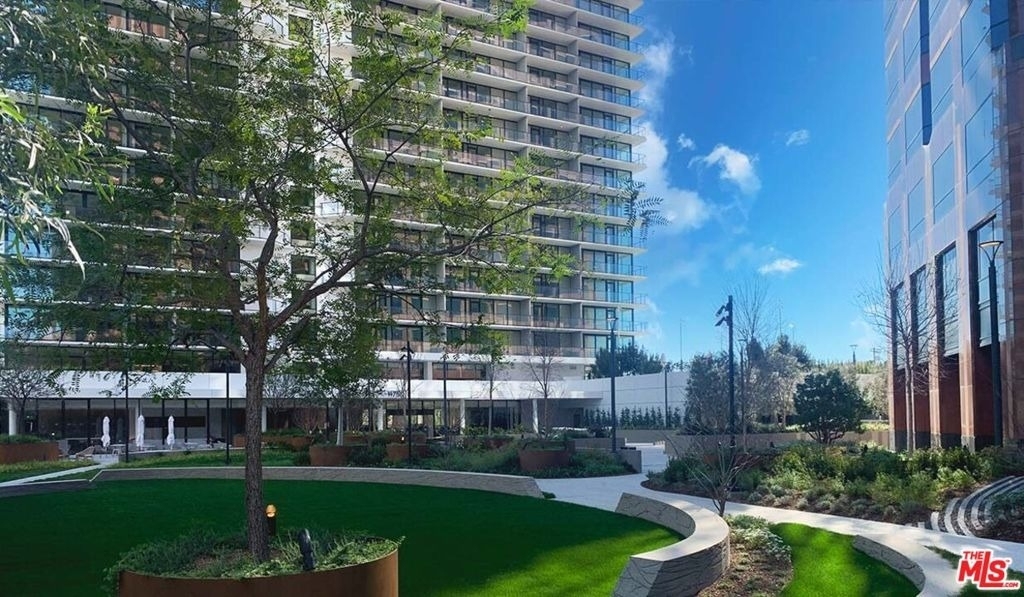 11750 Wilshire Boulevard - Photo 21