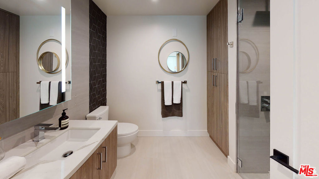 105 S Doheny Drive - Photo 7