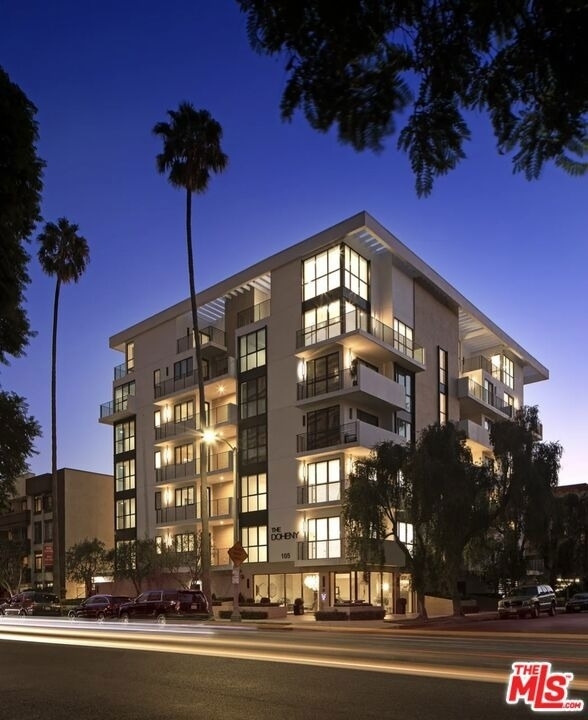 105 S Doheny Drive - Photo 15