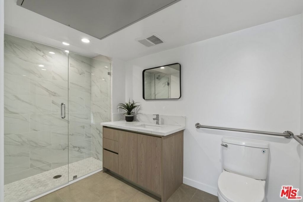 10918 Camarillo Street - Photo 7
