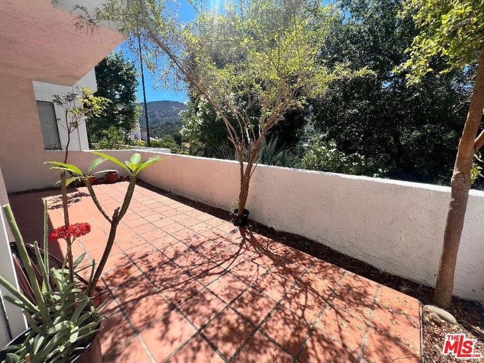 1629 Michael Lane - Photo 16