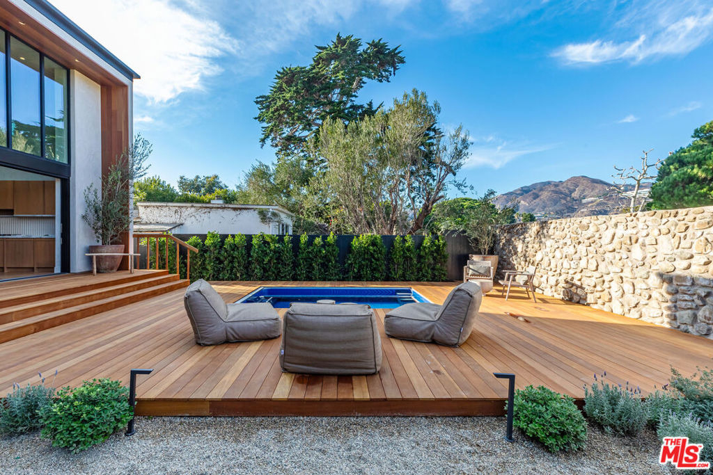 23505 Malibu Colony Road - Photo 12