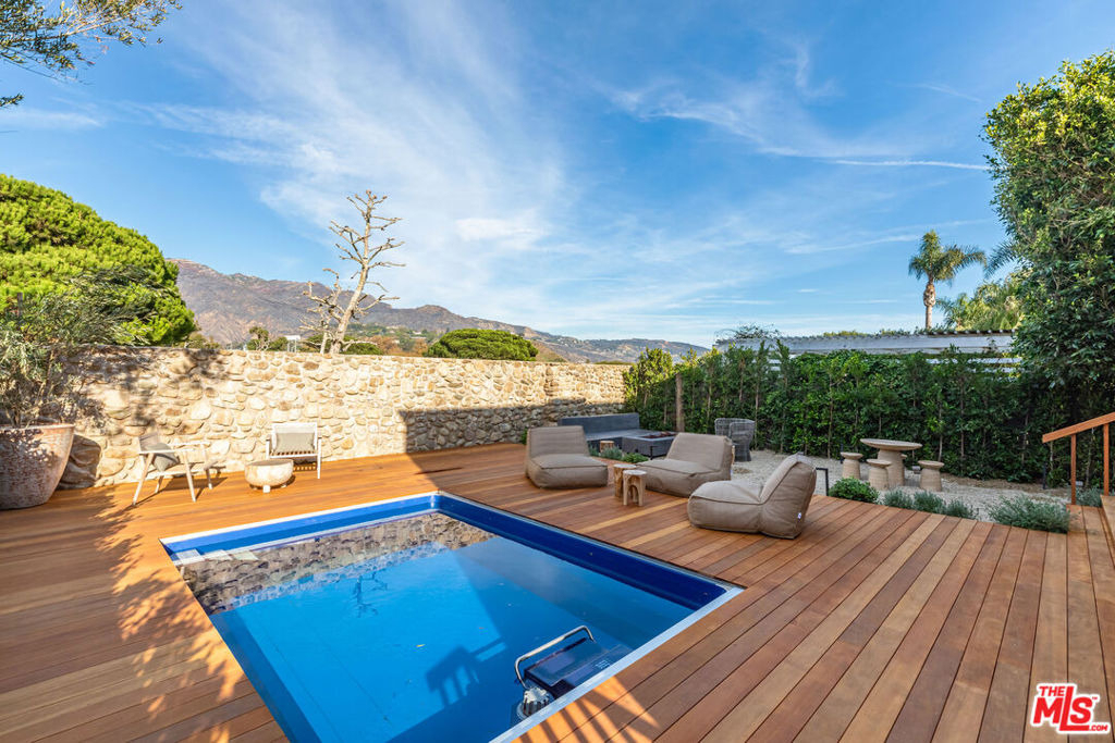23505 Malibu Colony Road - Photo 10