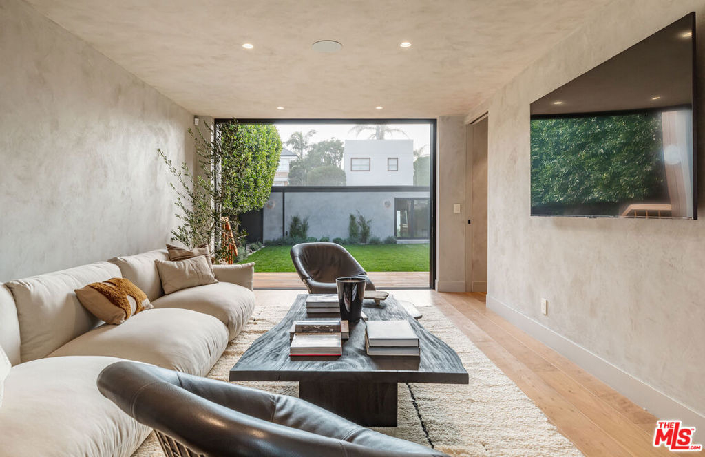 23505 Malibu Colony Road - Photo 18