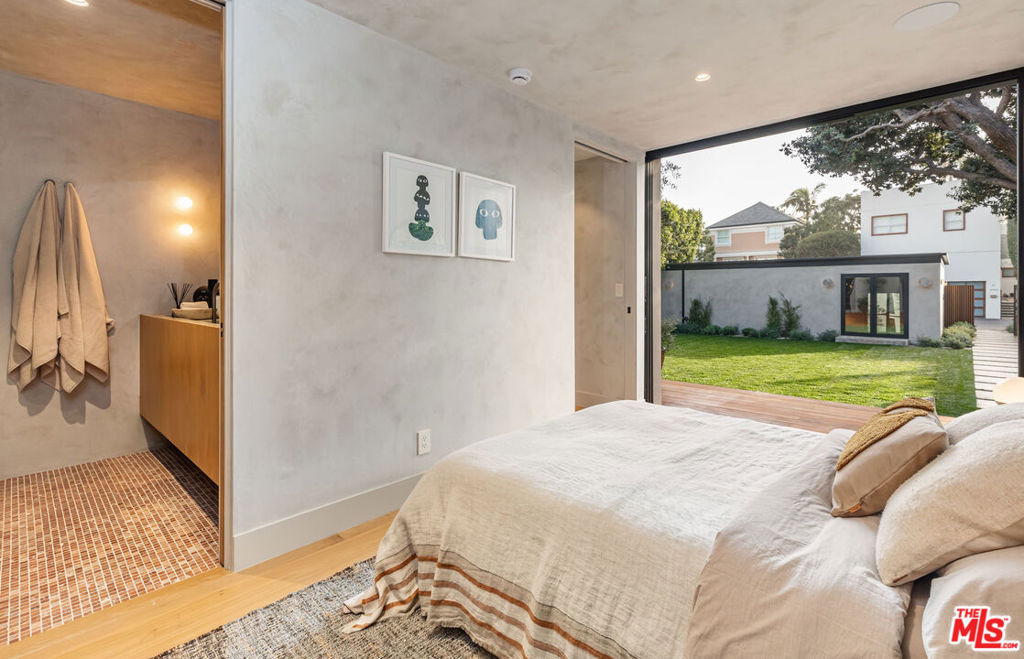 23505 Malibu Colony Road - Photo 20