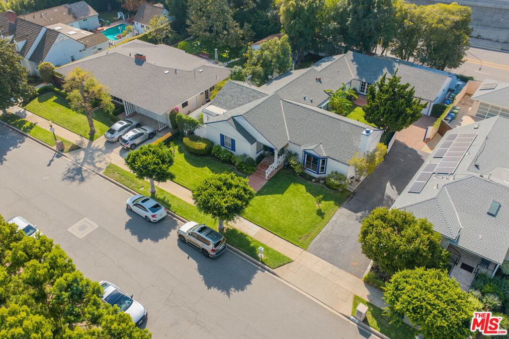 11806 Bellagio Road - Photo 37