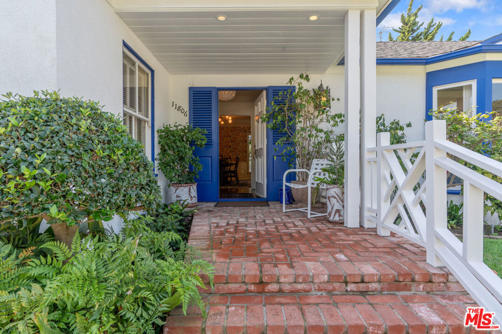 11806 Bellagio Road - Photo 0
