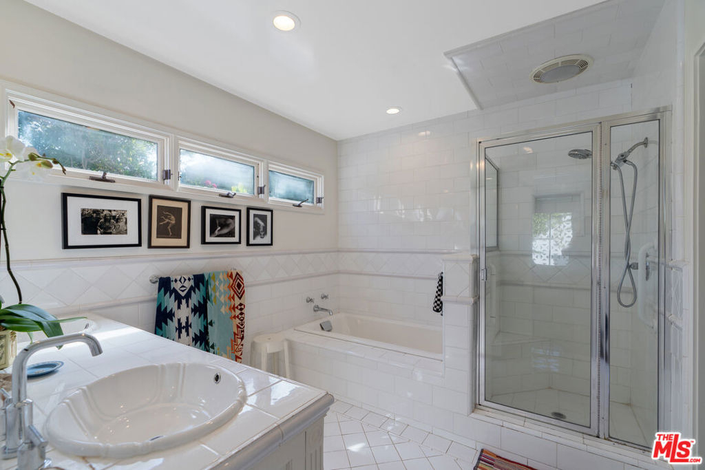 11806 Bellagio Road - Photo 19