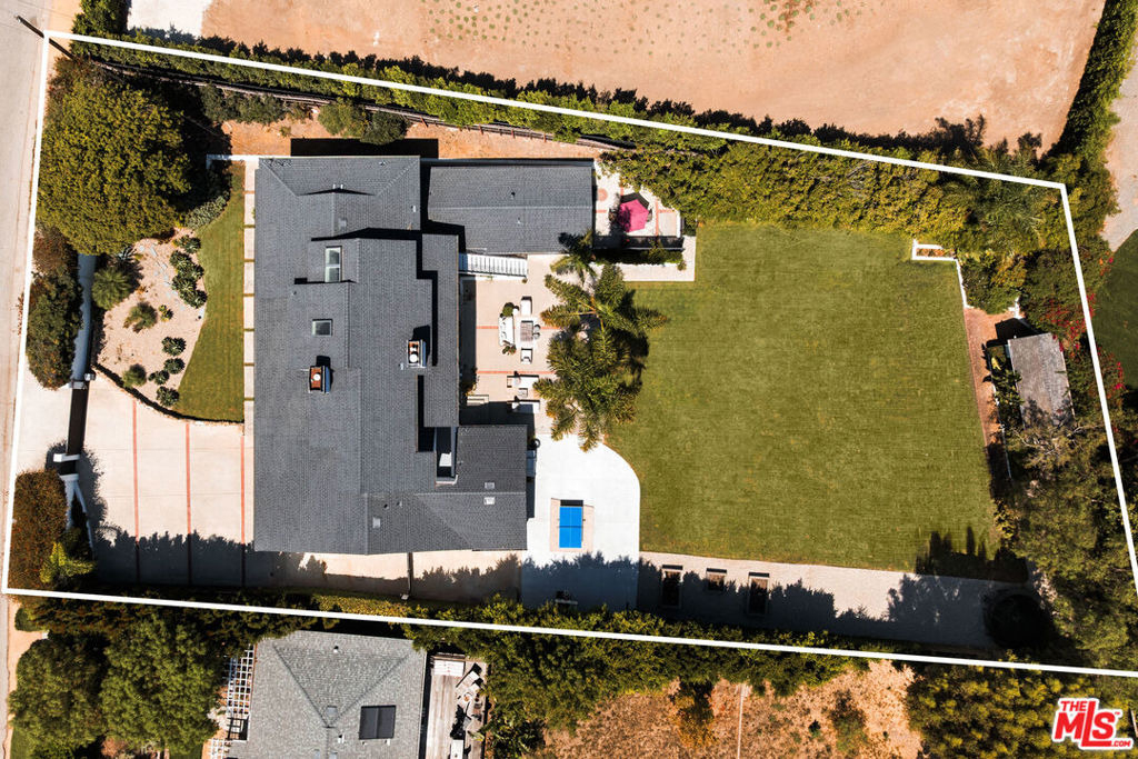 29328 Heathercliff Road - Photo 40