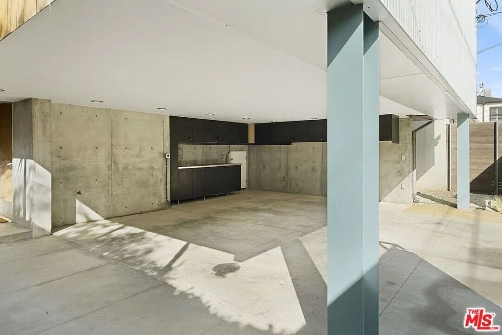 724 1/2 Superba Avenue - Photo 18