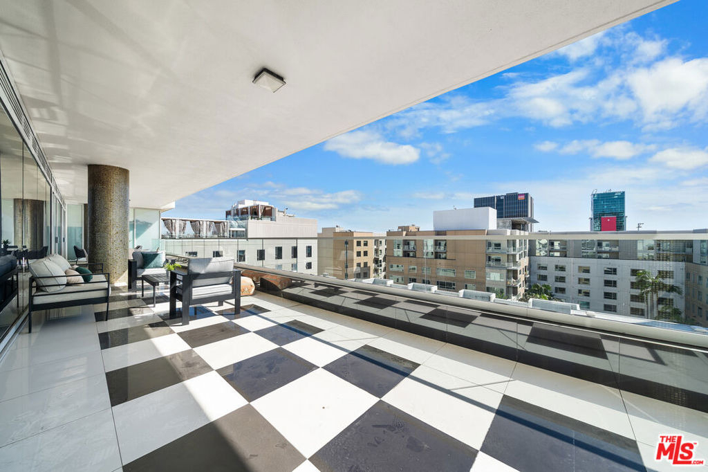 6250 Hollywood Boulevard - Photo 32