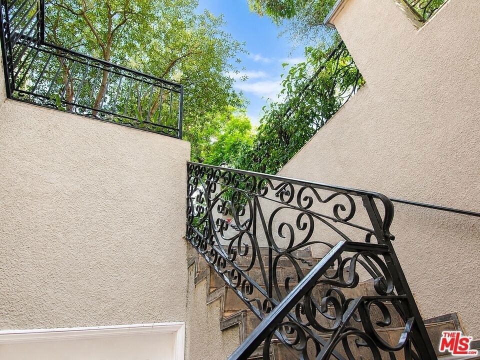 342 Palm Drive - Photo 22