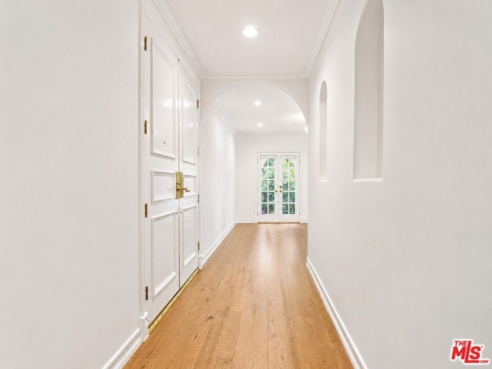 342 Palm Drive - Photo 5