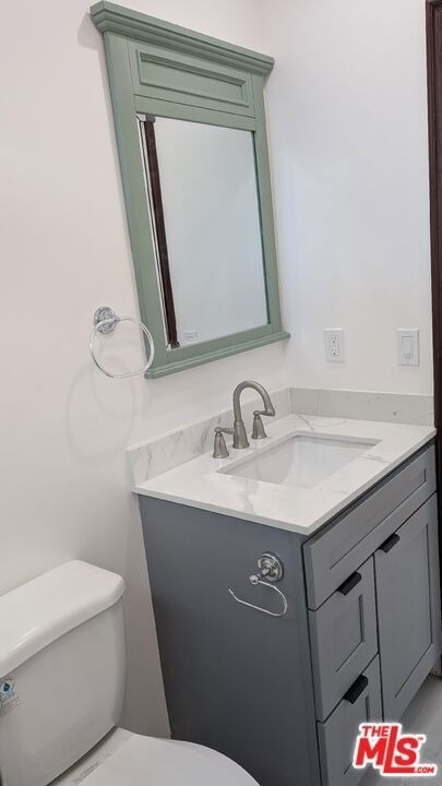 416 E 101st Street - Photo 4