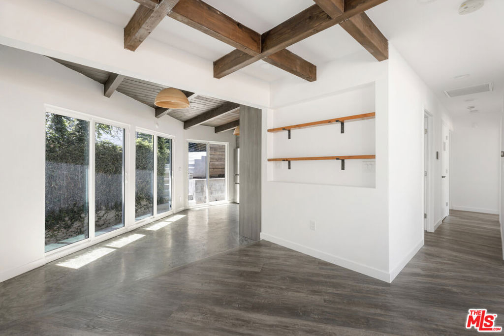 1213 El Paso Drive - Photo 9