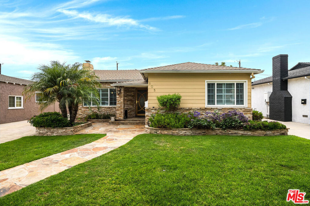 805 N Brighton Street - Photo 0