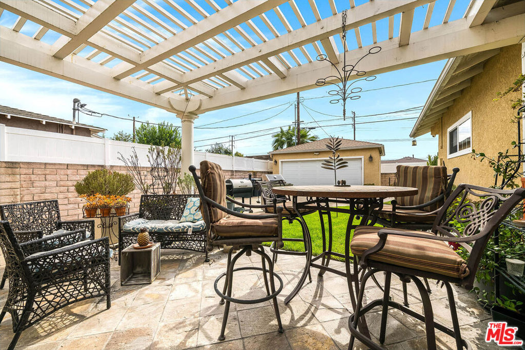 805 N Brighton Street - Photo 8