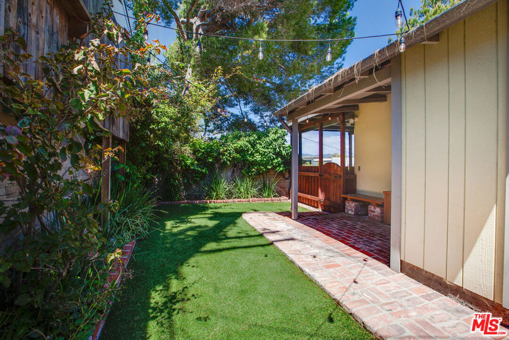 2454 7th Street - Photo 20