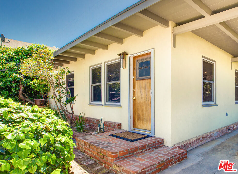 2454 7th Street - Photo 0