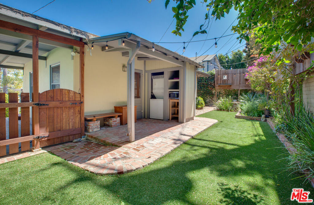 2454 7th Street - Photo 15