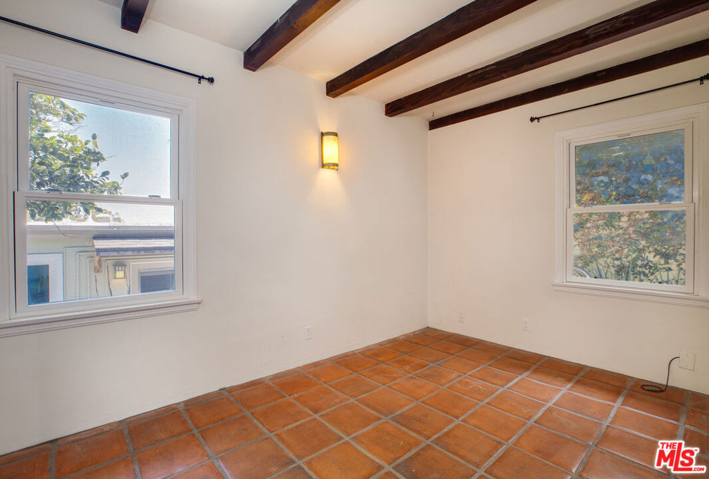 2454 7th Street - Photo 9