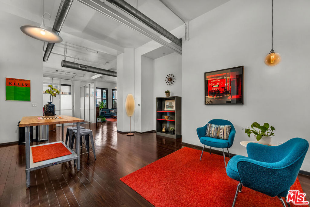 1645 Vine Street - Photo 10