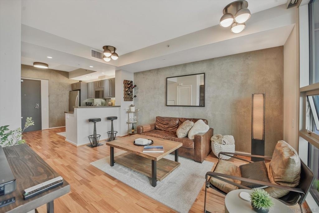 321 10th Ave - Photo 15