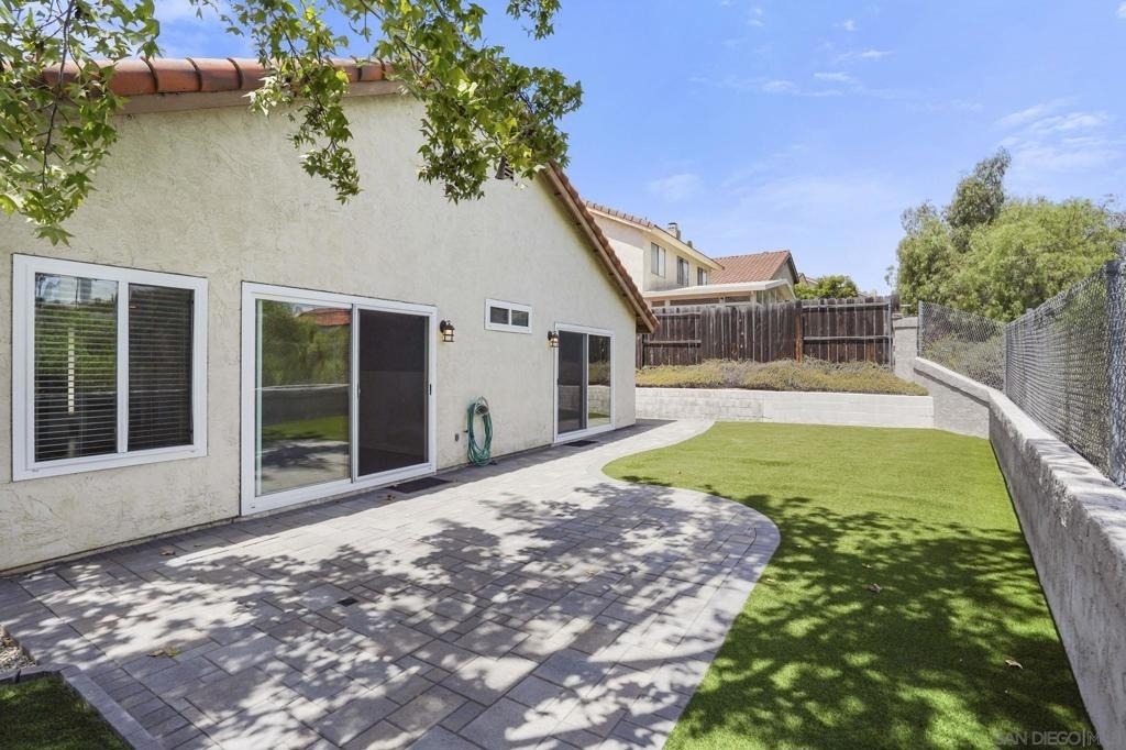 12895 Amaranth St - Photo 32