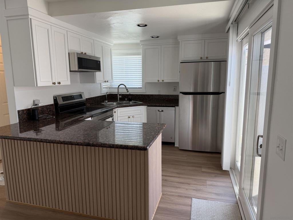 318 Riverview Way - Photo 1