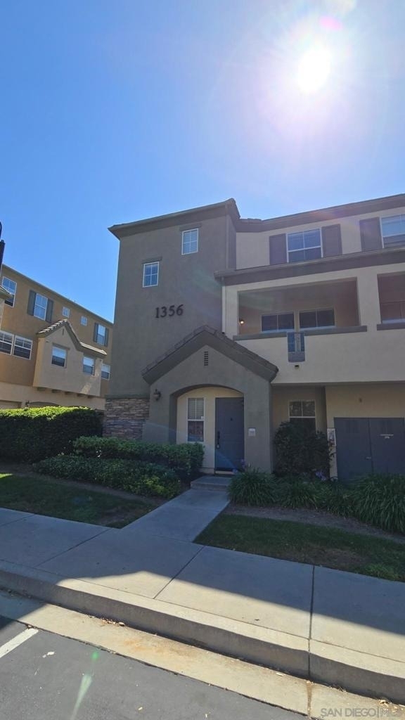 1356 Nicolette Ave - Photo 3