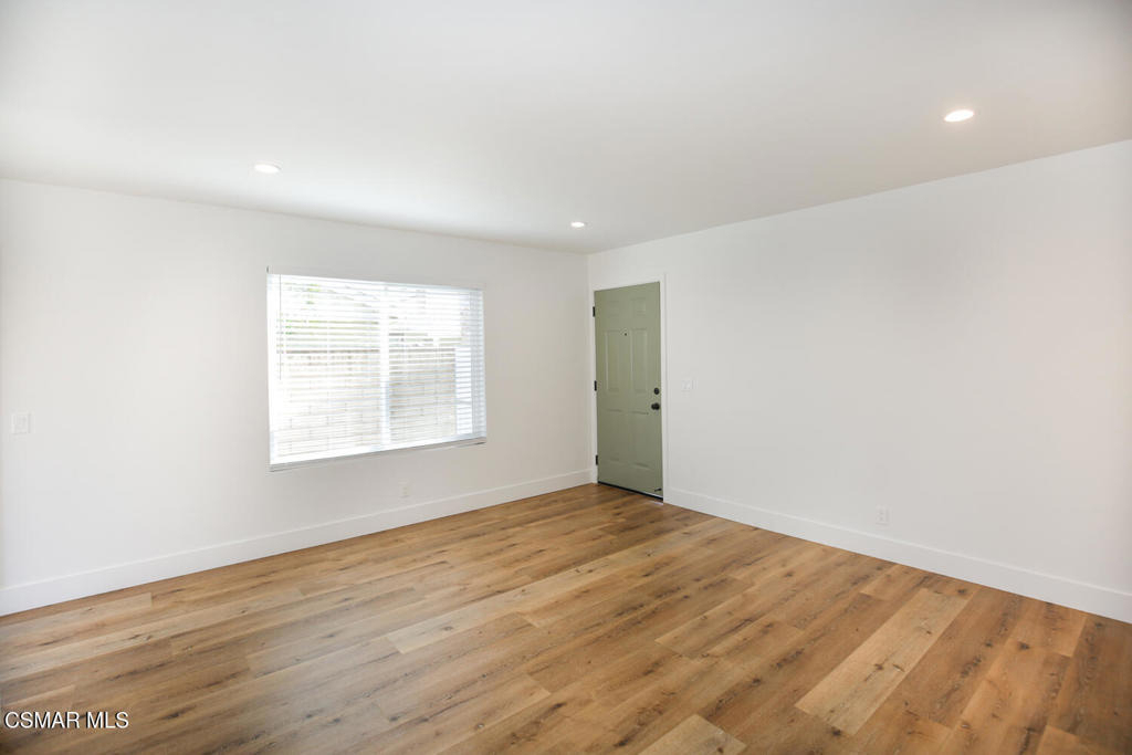 5383 Felicia Street - Photo 8