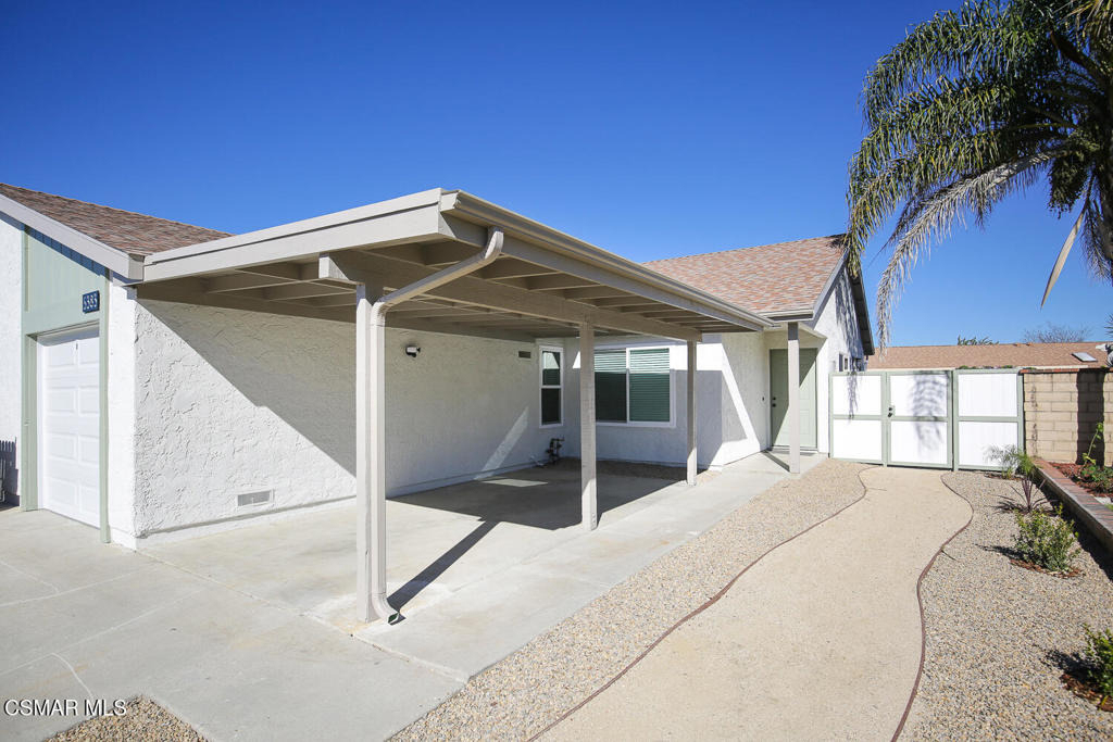 5383 Felicia Street - Photo 2