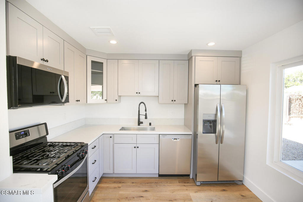5383 Felicia Street - Photo 11
