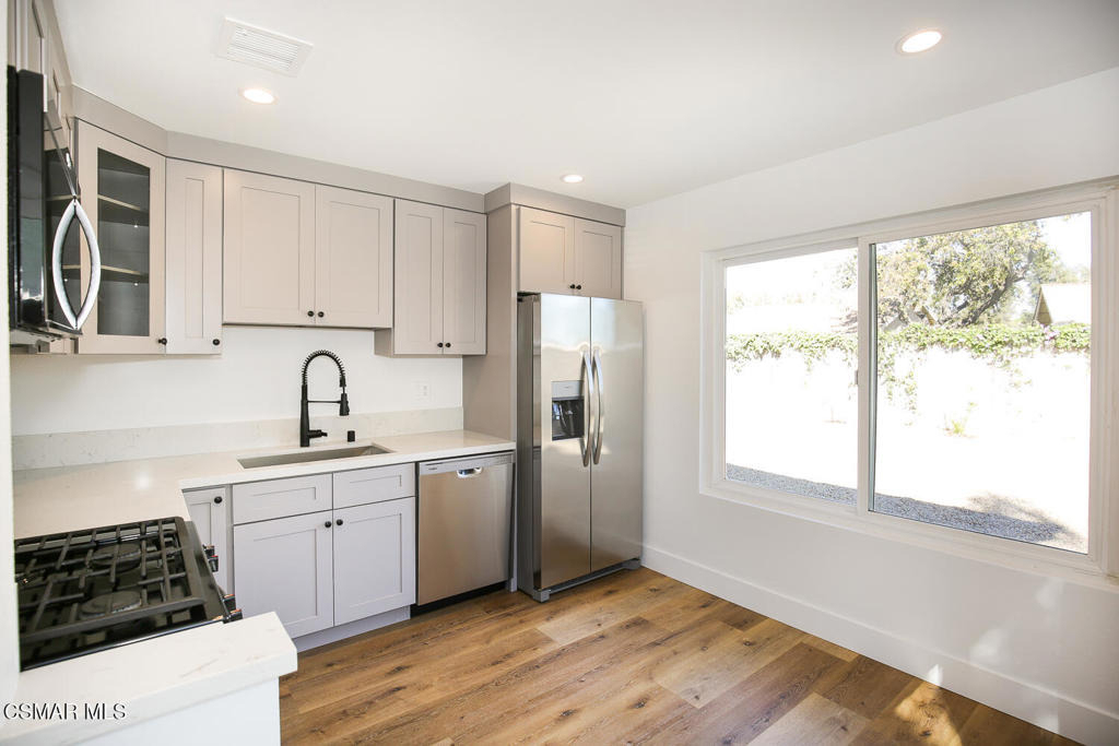 5383 Felicia Street - Photo 9