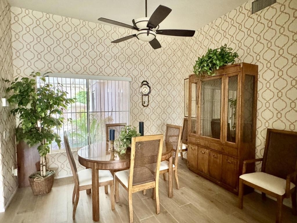 38517 Fallbrook Avenue - Photo 3
