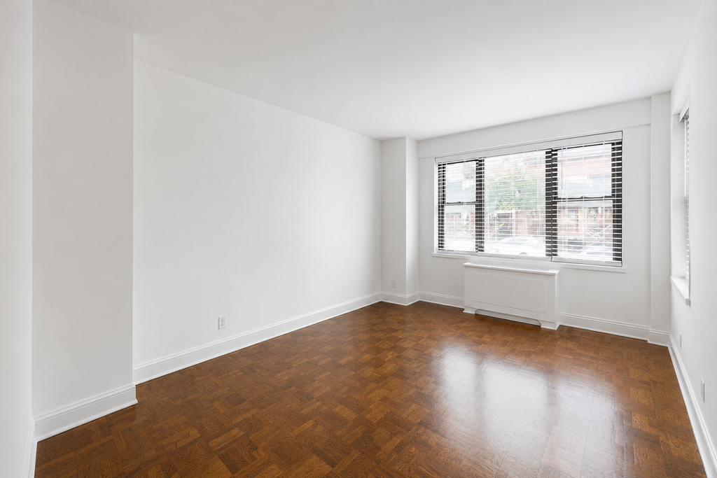 E 56th Street - Photo 3