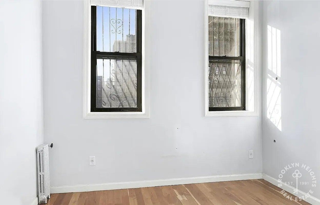 Hicks Street - Photo 3