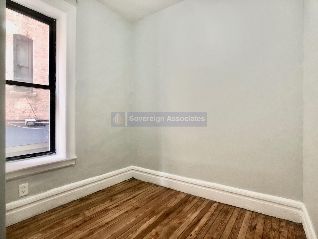 182 Claremont Avenue - Photo 1