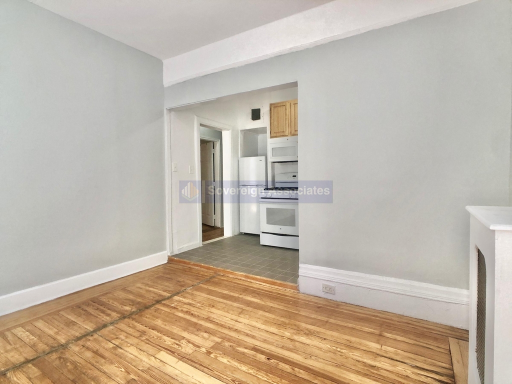 182 Claremont Avenue - Photo 12