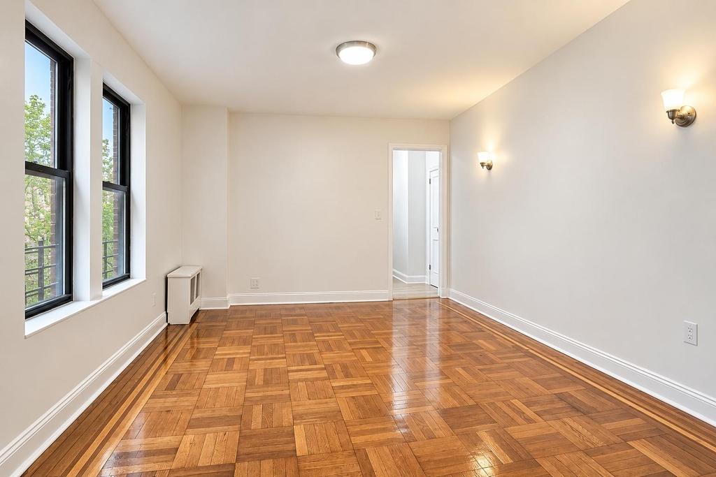 106 Fort Washington Avenue - Photo 1