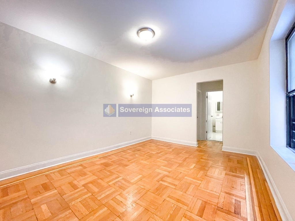 106 Fort Washington Avenue - Photo 1
