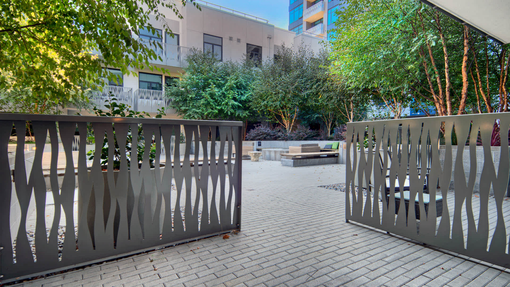 690 Long Bridge Street - Photo 11