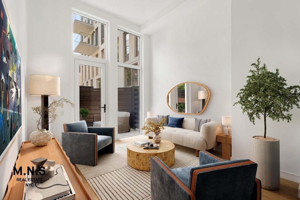 Madison Avenue - Photo 3