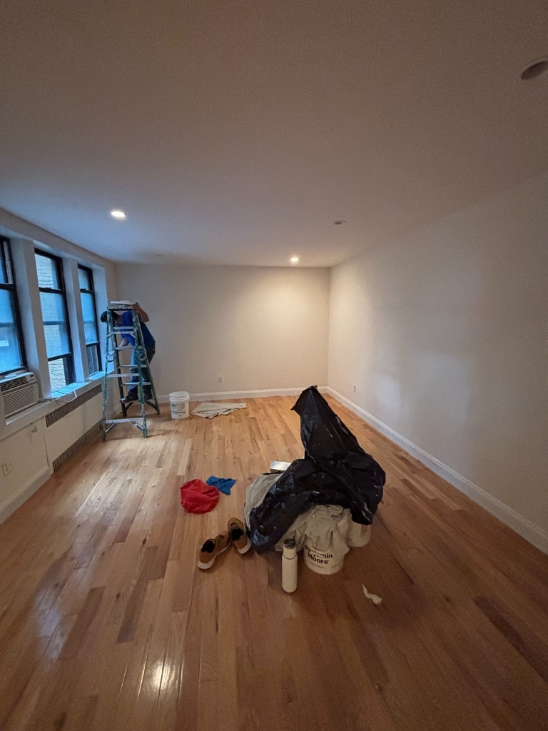 Cooper Street - Photo 1