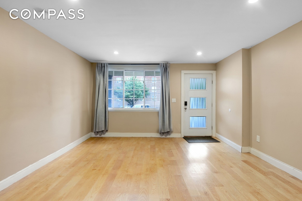 Wolcott Street - Photo 1