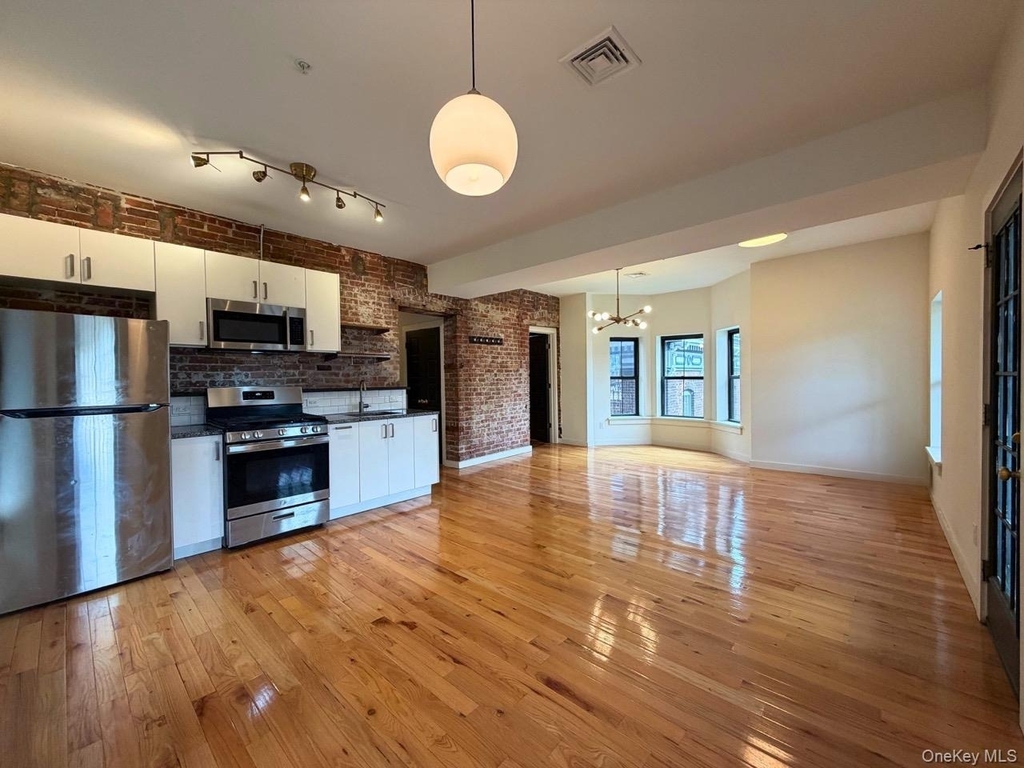 203 Liberty Street - Photo 2