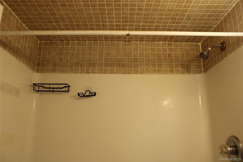 15 Seitz Terrace - Photo 22