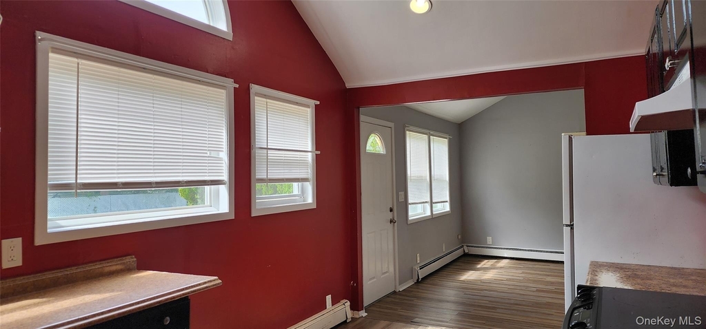 79 Hemlock Drive - Photo 2