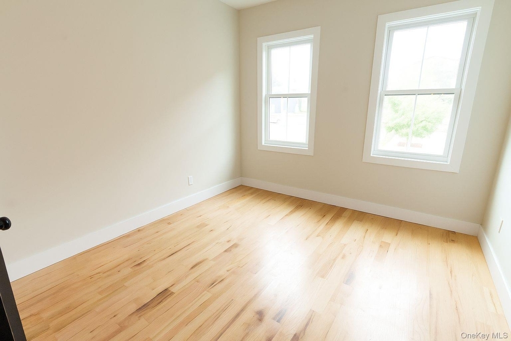 328 Columbia Street - Photo 7
