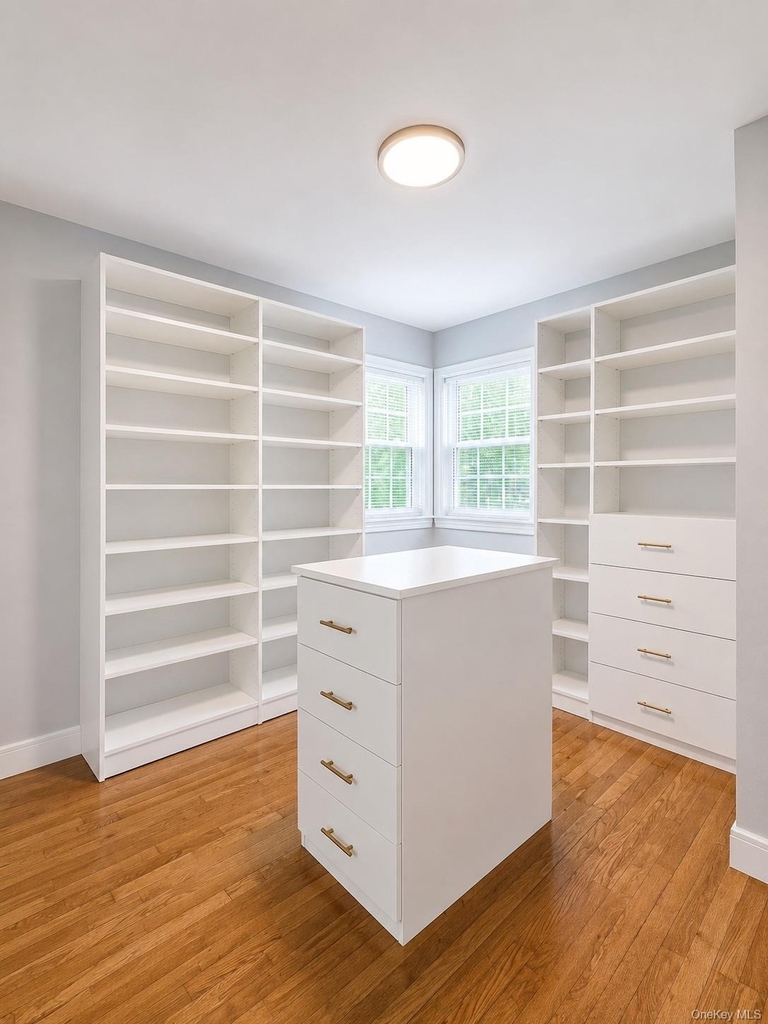 1 Iroquois Street E - Photo 14